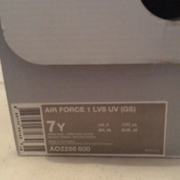 Nike holographic air forces - Picture 4 of 4